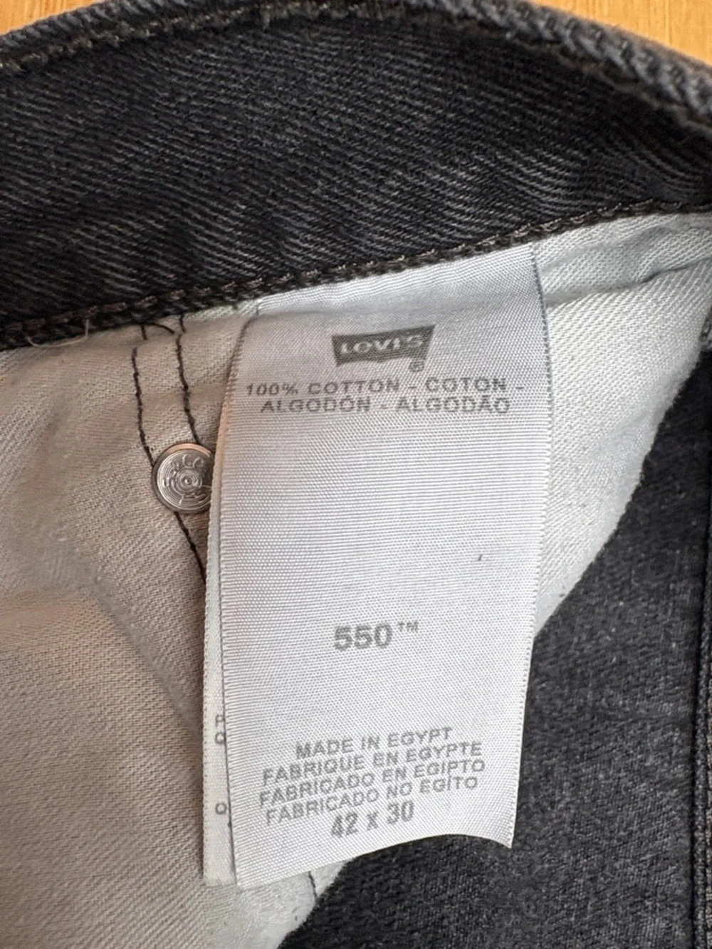 Levi's 550. 42x30